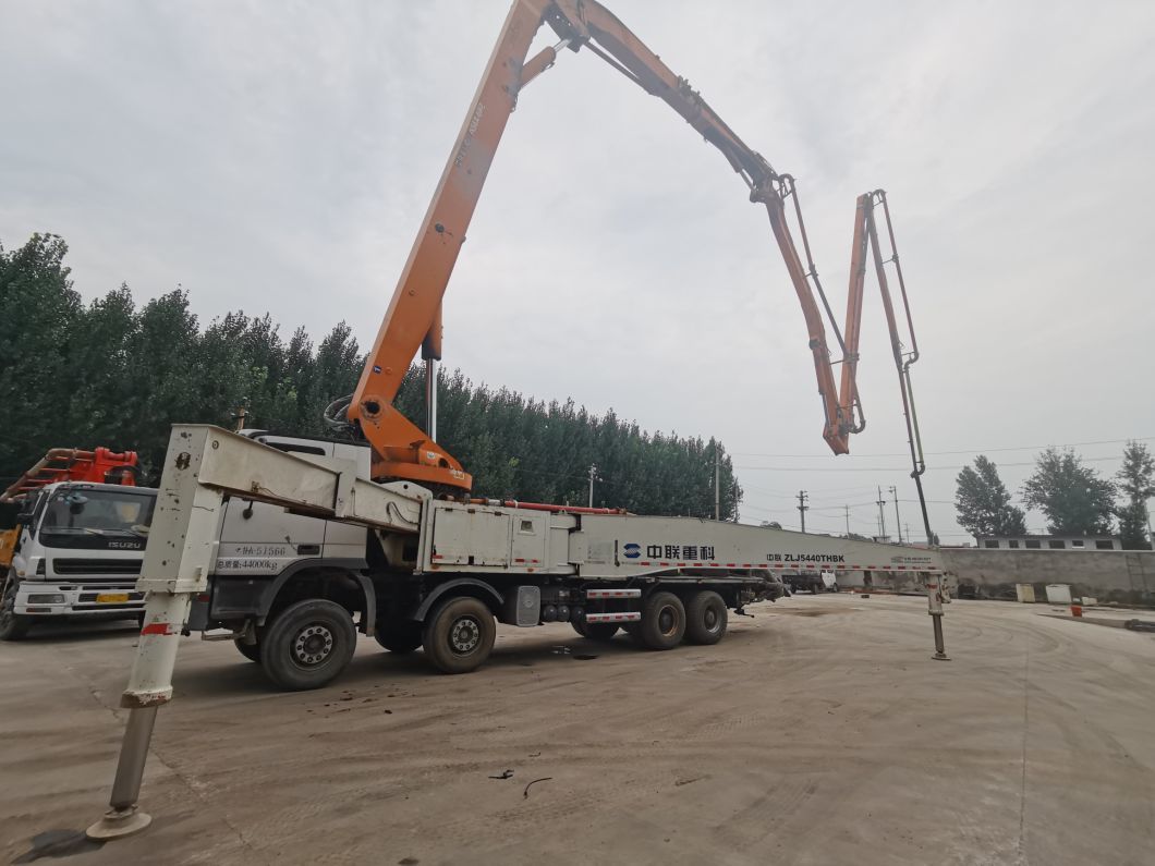 2013 Used Heavy Equipment Zoomlion 56m Cement Pump for Sale