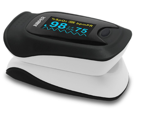 OLED Digital Screen Fingertip Pulse Oximeter 2 AAA batteries powered