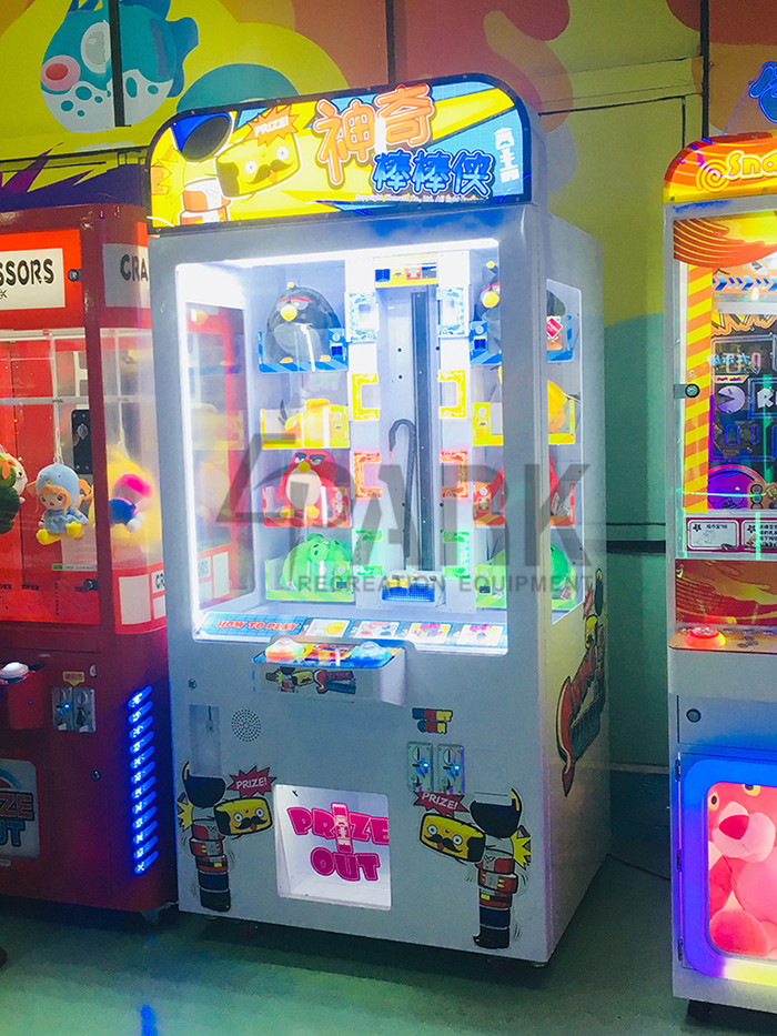 Arcade Crane Game Machine With LCD Screen , Claw grabber Machine