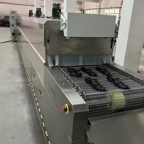 Quality Tunnel Type Cleaning Line With Mesh Belt Conveyor Fixture-free for sale