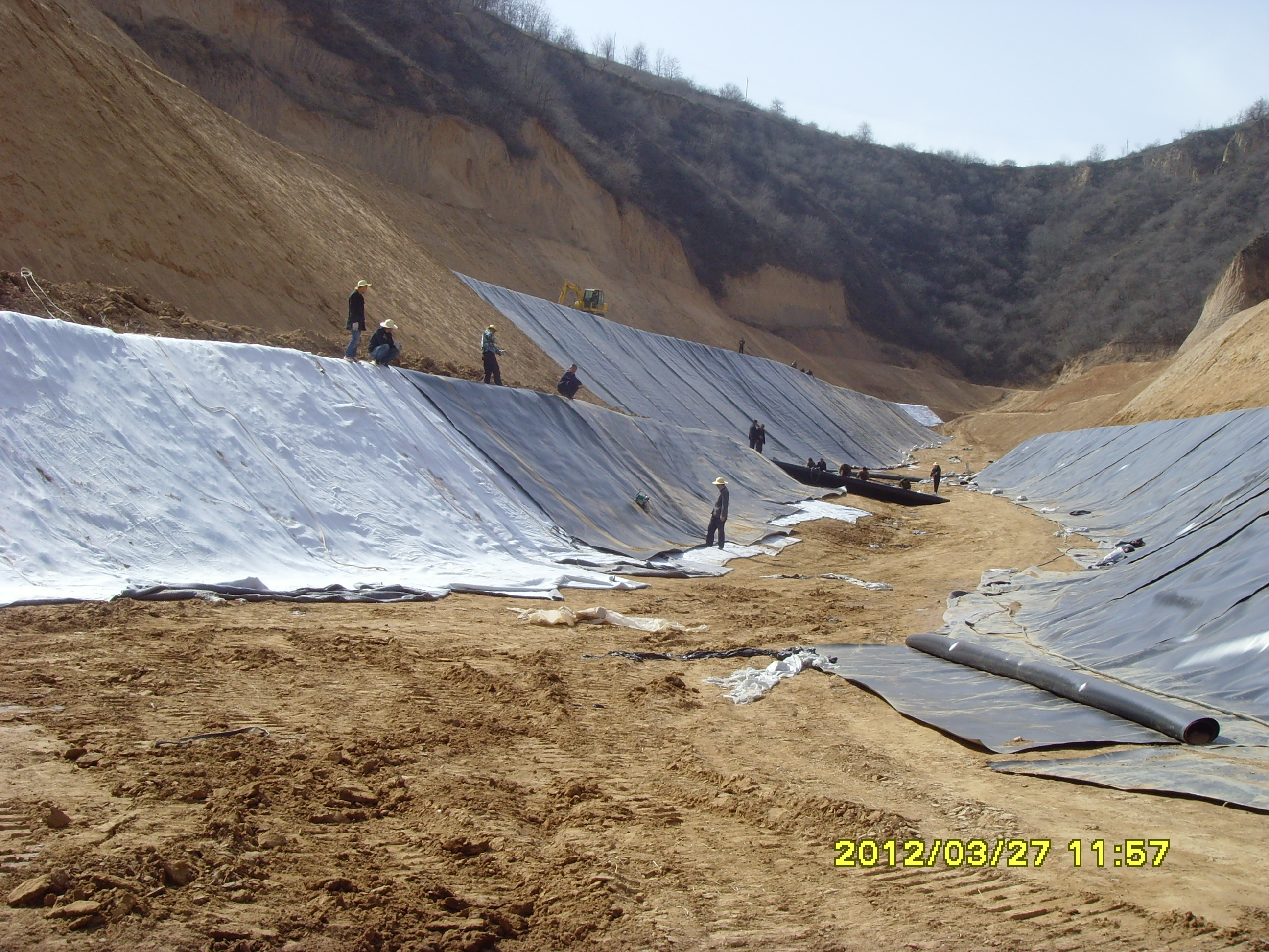 Onsite Installation Service for TAIAN HONGYUAN Bentonite Geosynthetic Clay Liner