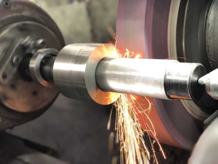 HRC 58-62 Triangle Flighted Screw Segments for Plastic Machine in Petrochemical Industry