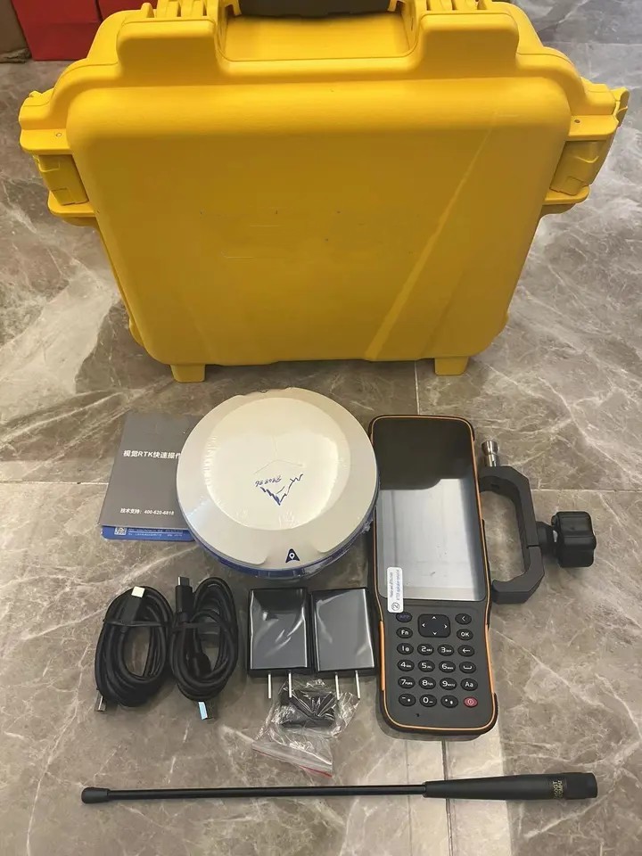 High Accuracy X11 RTK Handheld GPS Gnss Receiver With 1408 Channels For Sale
