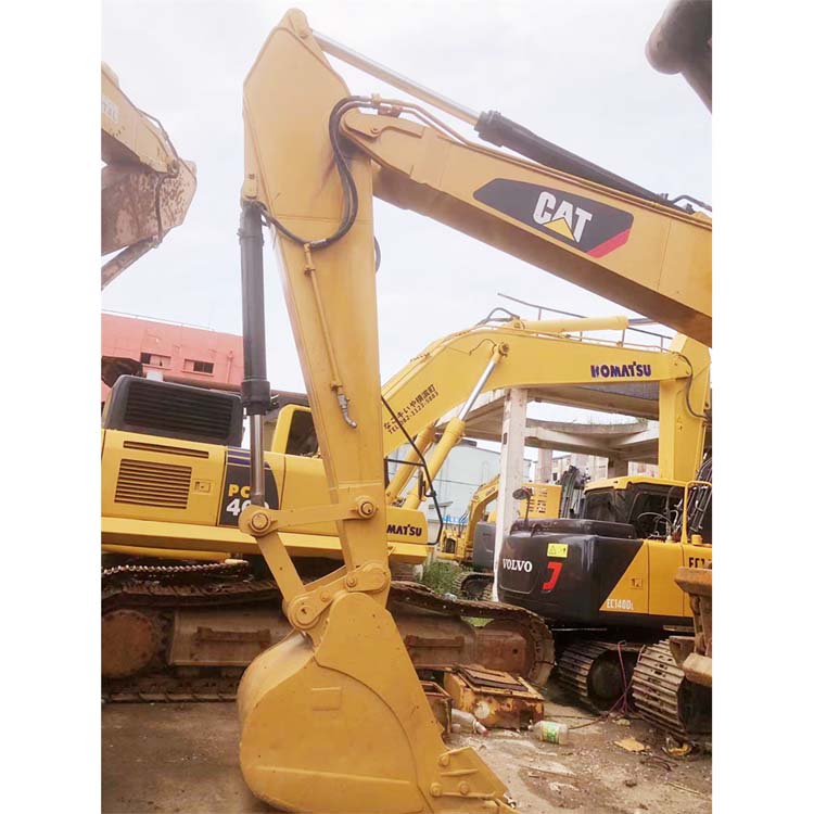 CAT 325D Excavator Year 2021 Operating Weight 25300 KG Good Condition
