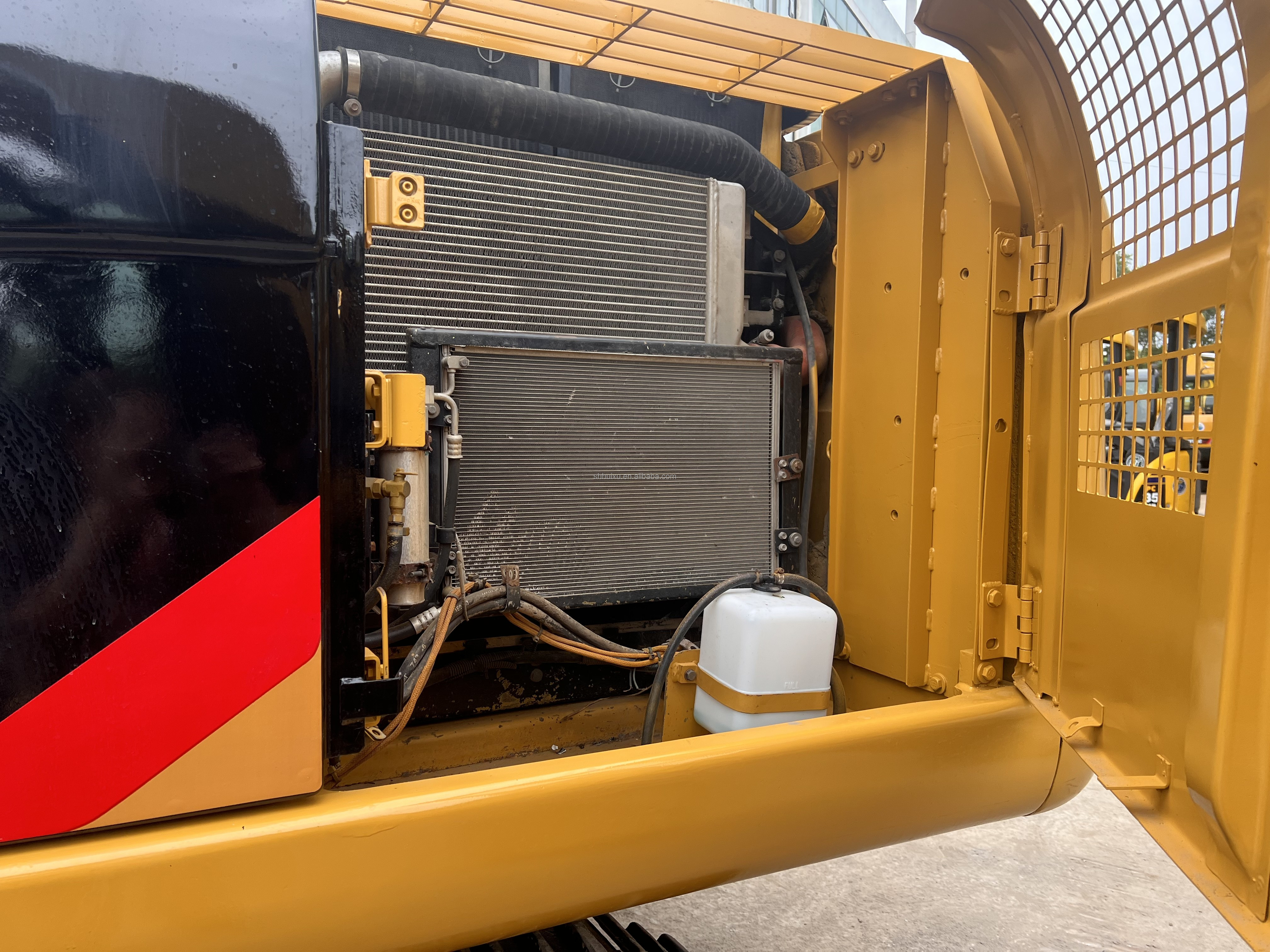 Caterpilllar mini excavator CAT320D low price CAT320D mini excavator