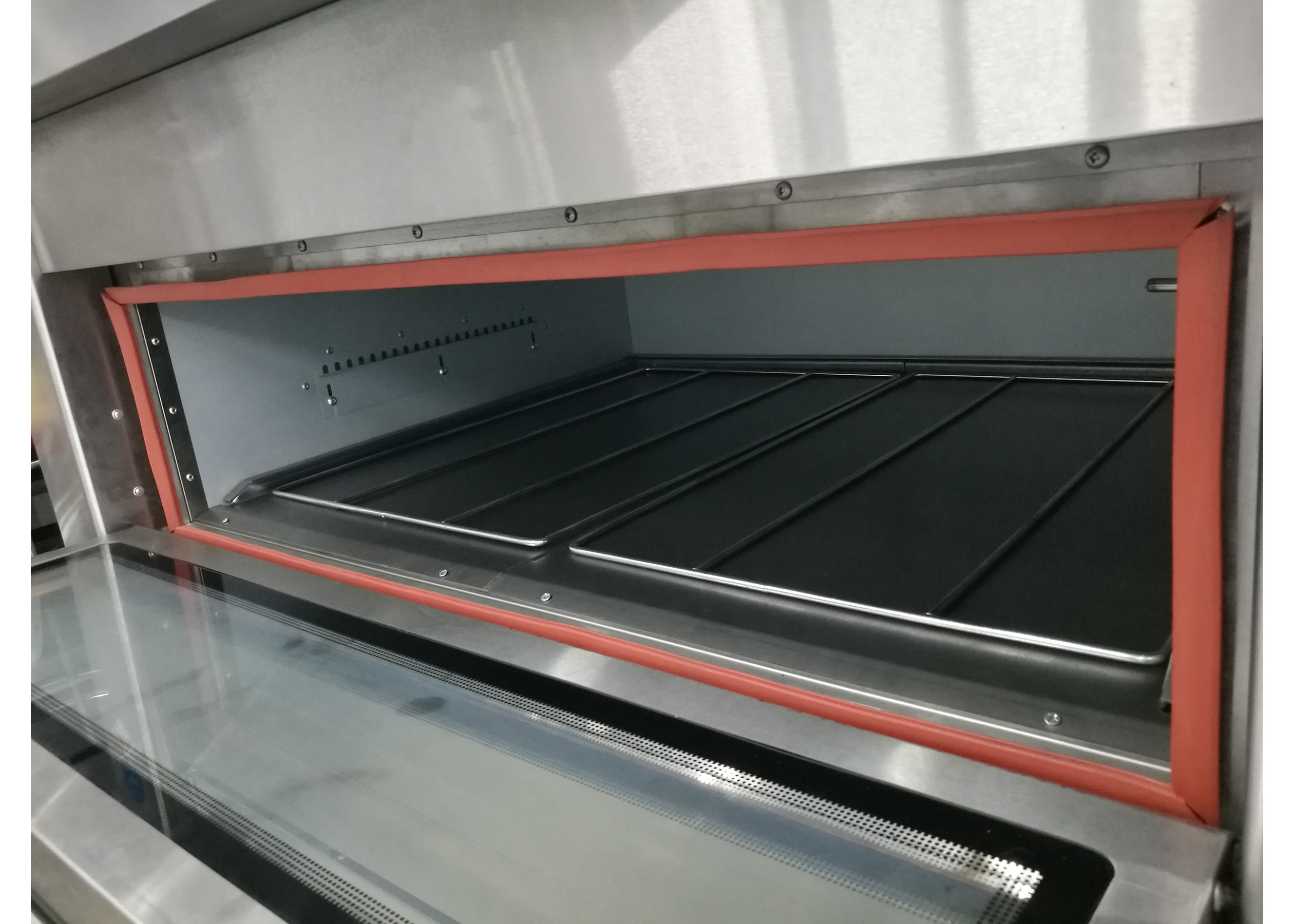 Deluxe Automatic Gas Bread Oven Micro - Computer Controlled 120W 220V
