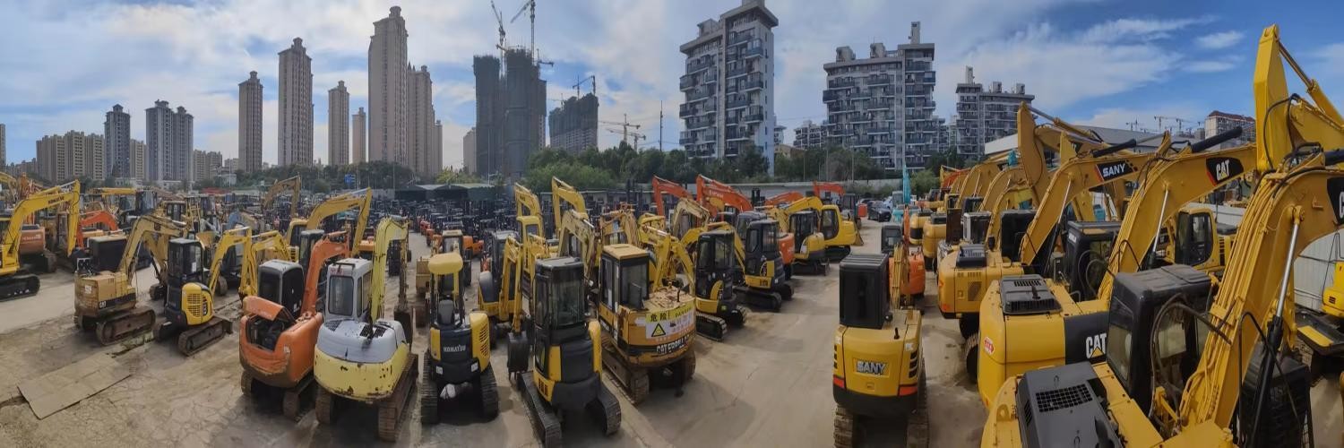 Orange Used XCMG Excavator XE215C Second Hand Kobelco Excavators