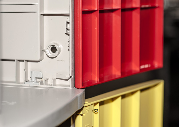 Red School Lockers With Keyless Lock , Factory price plastic employee ABS lockers