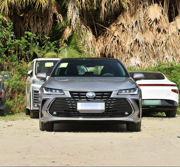 Toyota avalon 2022 dual engine 2.5L flagship version E-CVT 4 Door 5 seats 3 space car