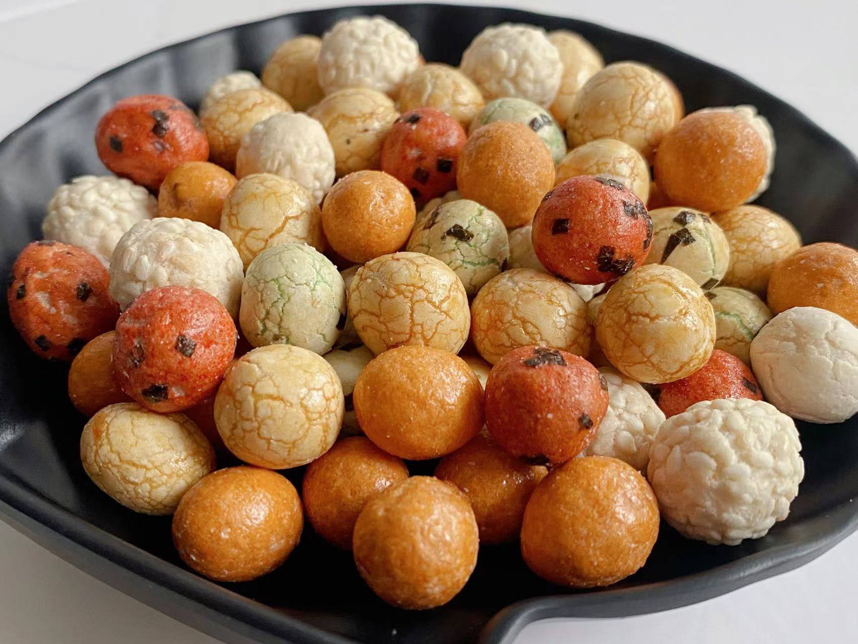 Japanese Style Roasted Colorful Peanut Snacks Sesame Seaweed Mixed Coated Peanuts