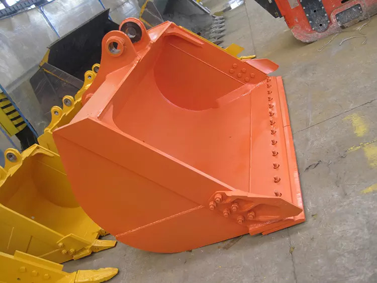 900mm Width Excavator Tilt Bucket High Hardness Alloy For Machines Quick Match Conveniet Attached