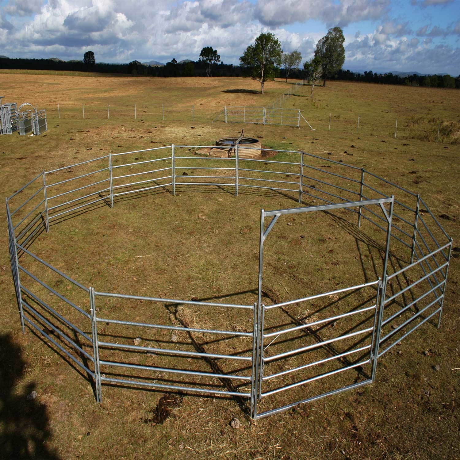 15m Diameter Horse Arenas 22Pcs incl. 3m tall Gate Locking Pins. Victoria