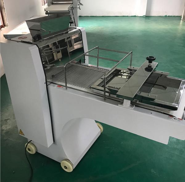 Electric Food Processing Equipments , Toast Bread Bakery Dough Rotary Moulder