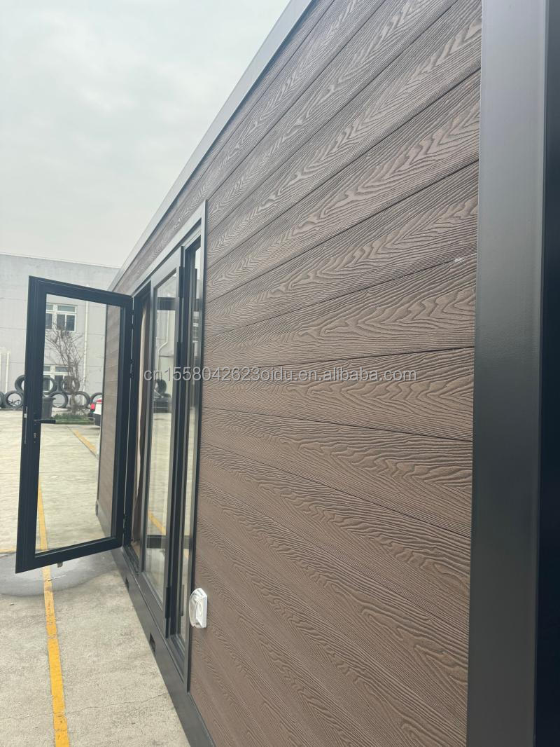 Hotel 20ft Modular Prefabricated Container House with Big One-Sided Glass Sunroom and Aluminum Alloy Windows