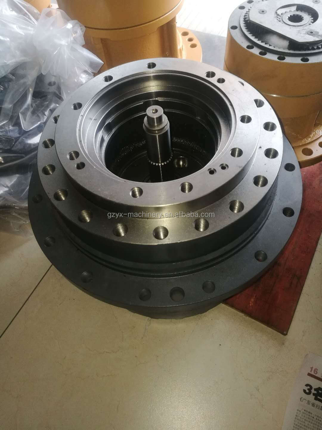 135 Sany Excavator Spare Parts Travel Device Excavator With 15 Holes
