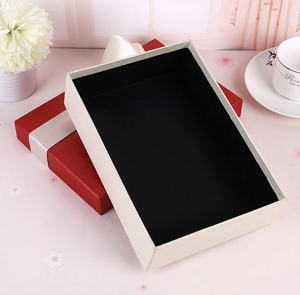 Factory manufacturer professional high Quality Luxury Recycled Folding Gift Paper Box,round packaging cardboard boxes fo