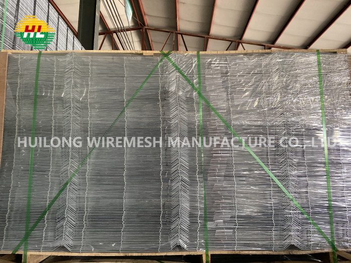 1.5m High V Mesh Security Fence With Posts And Clips