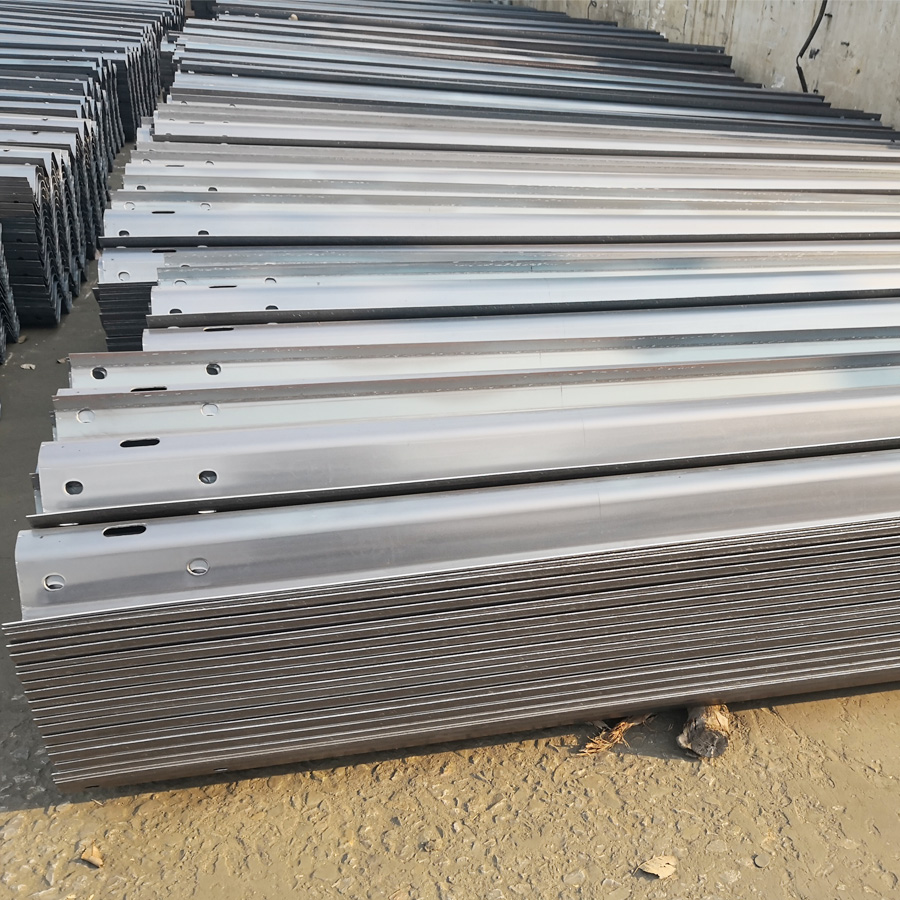 Road Traffic Safety Hot Dipped Galvanized U Posts for Crowd Control Barrier Fence