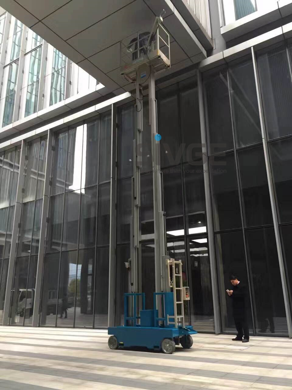 300kg Self Propelled Boom Lift