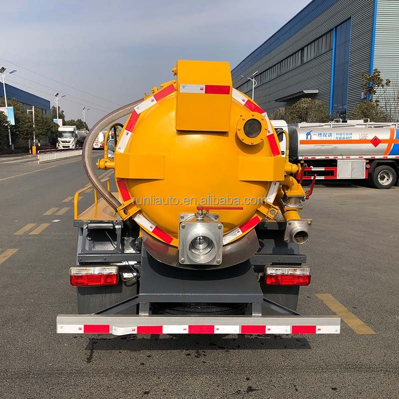 Factory DFAC DongFeng 2 CBM Small Mini Light Vacuum Suction Septic Sewage Suction Truck