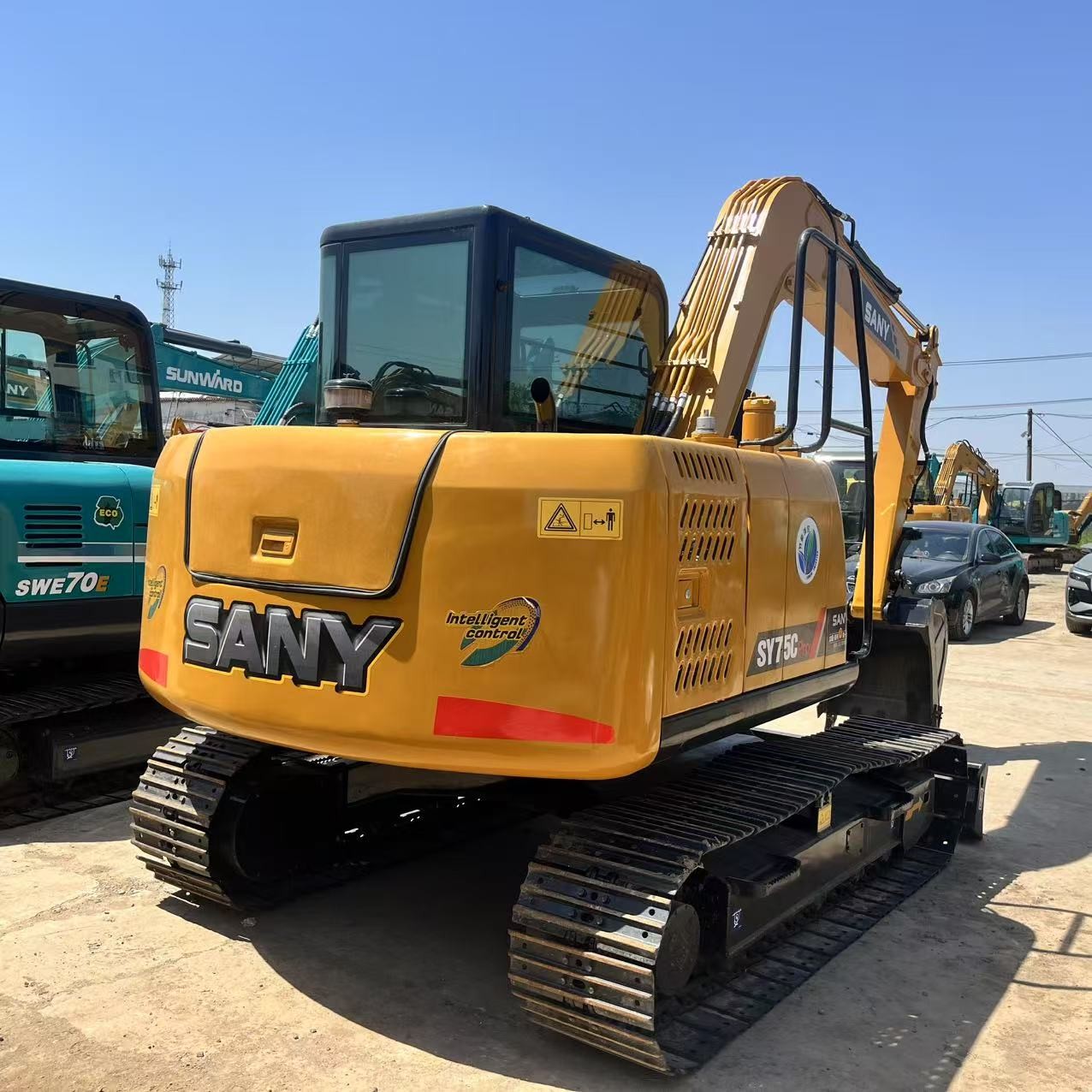 7ton Used Excavators Sany Sy75 Crawler Digger With Blade And EPA