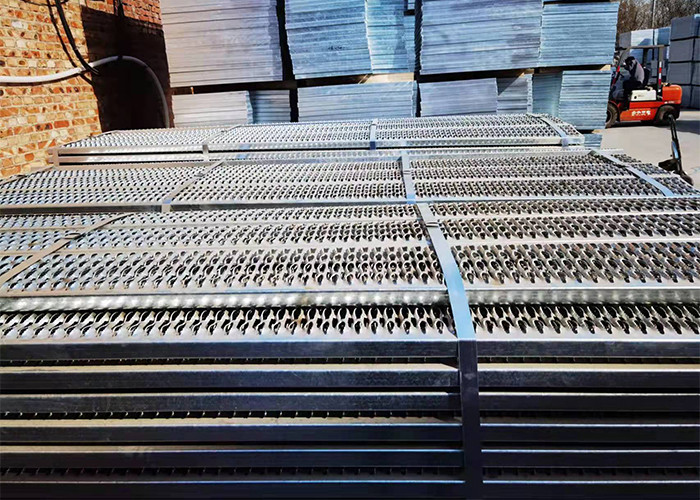 Aluminum 5052 H32 Grip Strut Grating Perforated 2.5mm Thickness