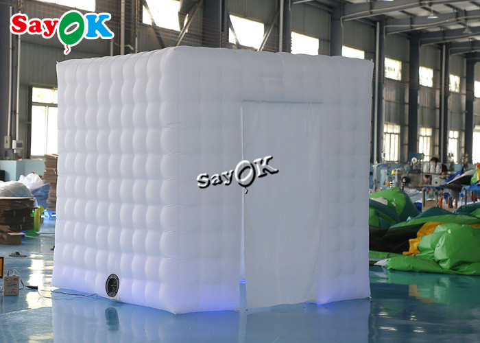 Event Booth Displays 2.5m 8.25ft White Portable 3 Door Cube Photo Booth Tent Inflatable With Led Light