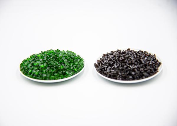 Semi Dull Recycled PET Chip RPET Polyester Resin Pellets Bottle Grade PET Raw