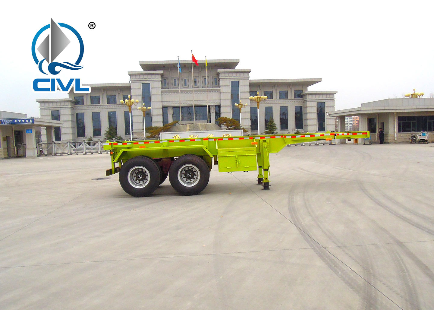 2400X2500X1650mm Dimenssion 2 Axles Fuwa brand 13T Skeletal Container Semi Trailer 2.0 inch