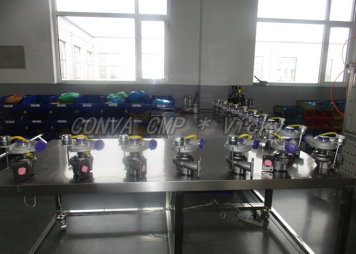 Sumitomo SH300A3 6HK1 RHG6 114400-4050 CMP Turbo Engine Parts One Year Warranty