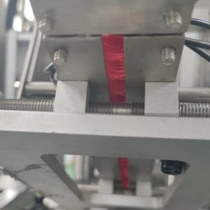 Npack High Precision Pupm Trigger Sprayer Cap Plastic Bottle Capping Machine For