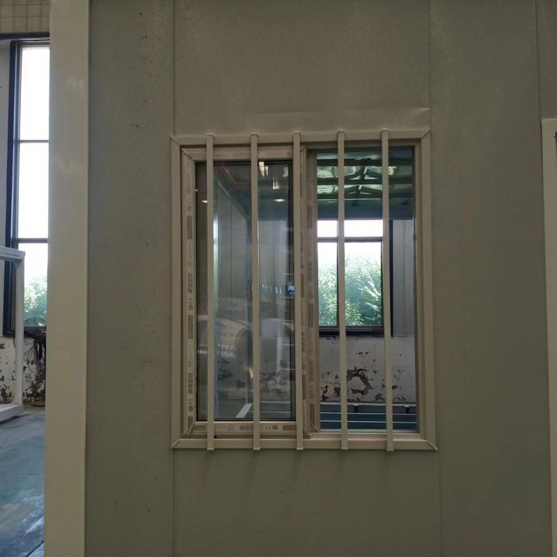 20ft 2 Storey Container House for Luxury Living and Work in Steel Structure Material