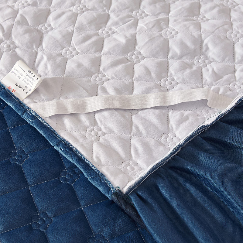 Bedding Set Skirt Duvet Pillowcase with Embroidery Lace Eco-friendly and Soft Fabric