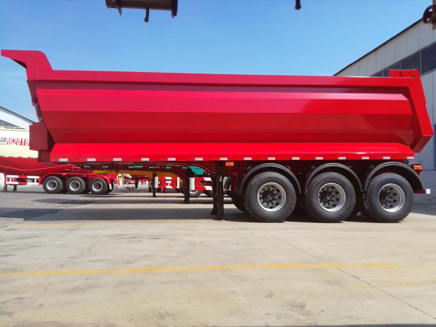 Steel 32 Cbm 60 tons U shape truck body End dumper trailer truck for farm from Aotong