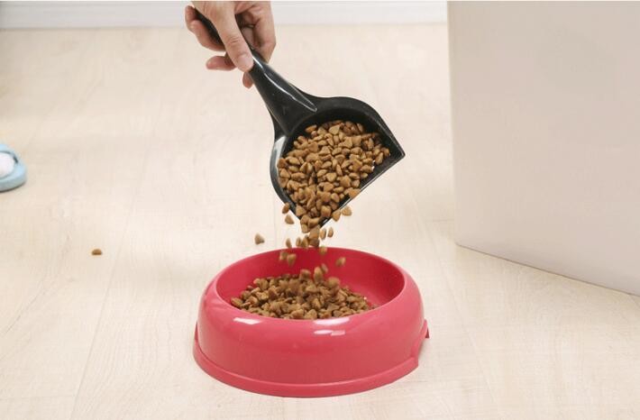 food grade Pet Food Barrel,dog food bucket, Eco-friendly Metal Dog/cat Food Bucket With Scoop feed for poultry, barrel