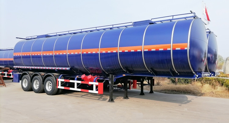 Fuel Diesel Petroleum Tanker Trailer Truck 40000/42000/45000 Liters