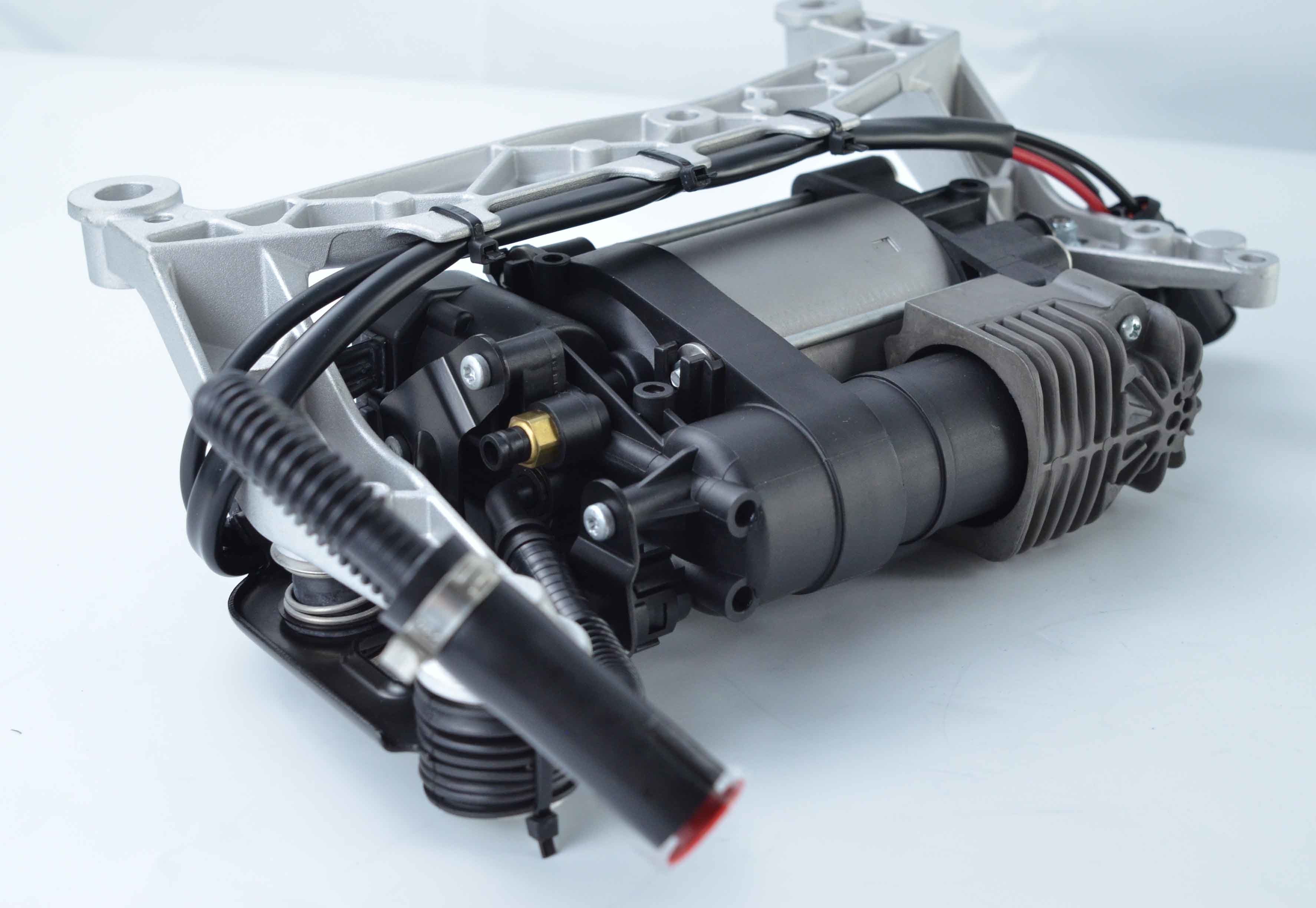 VW Touareg II 7P5 7P6 Air Suspension Compressor 7P0698007D 7P0616006B