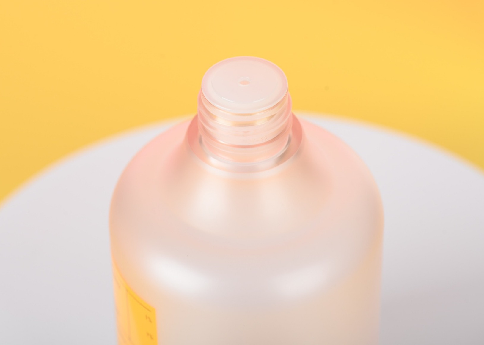 Pink Cap 180ml 350ml Round Plastic Toner Bottle For Water