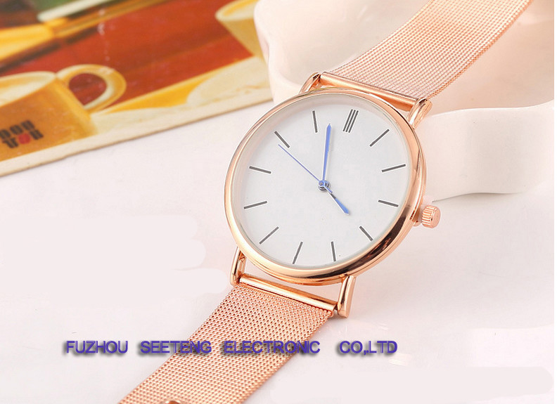 flower watch with pu leather band fashion watch for ladies with a pu flower design box