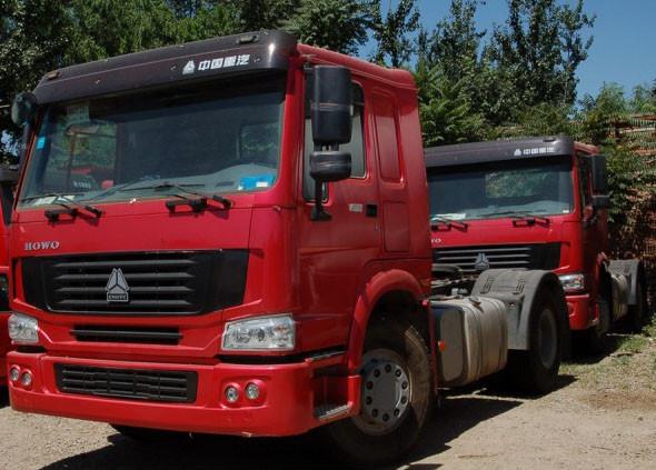 Prime Mover Truck Tractor Commercial Mover Truck Big Heavy Tractor Hulage Truck