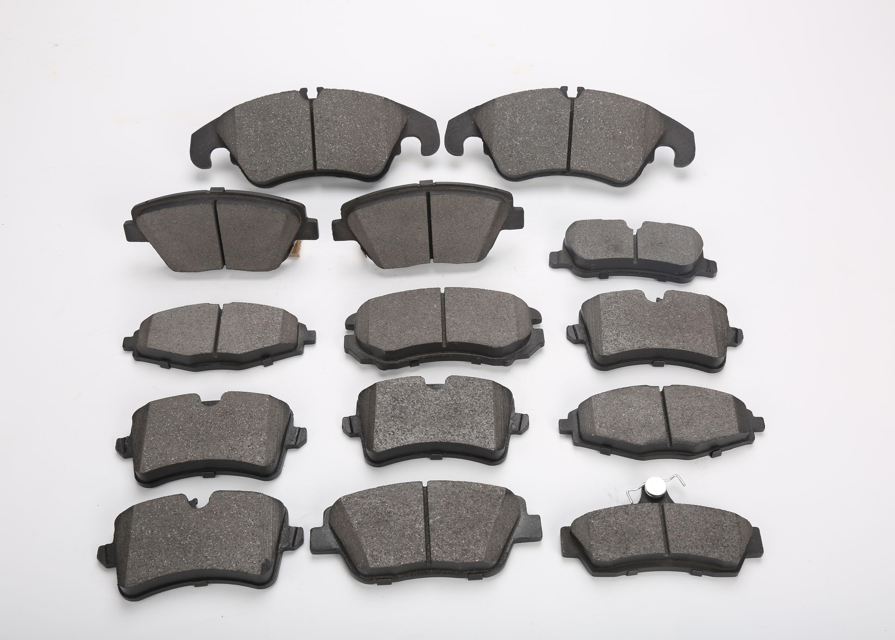 NAO Material D1123 D1342 D1420 Car Brake Pads