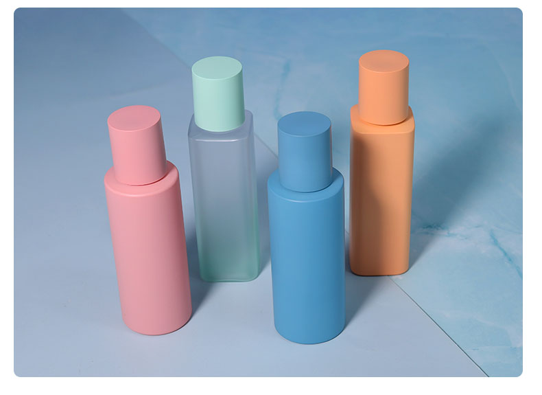 Cosmetic Frosted PET Bottle Empty Plastic Bottles 100ml With Plastic Screw Cap
