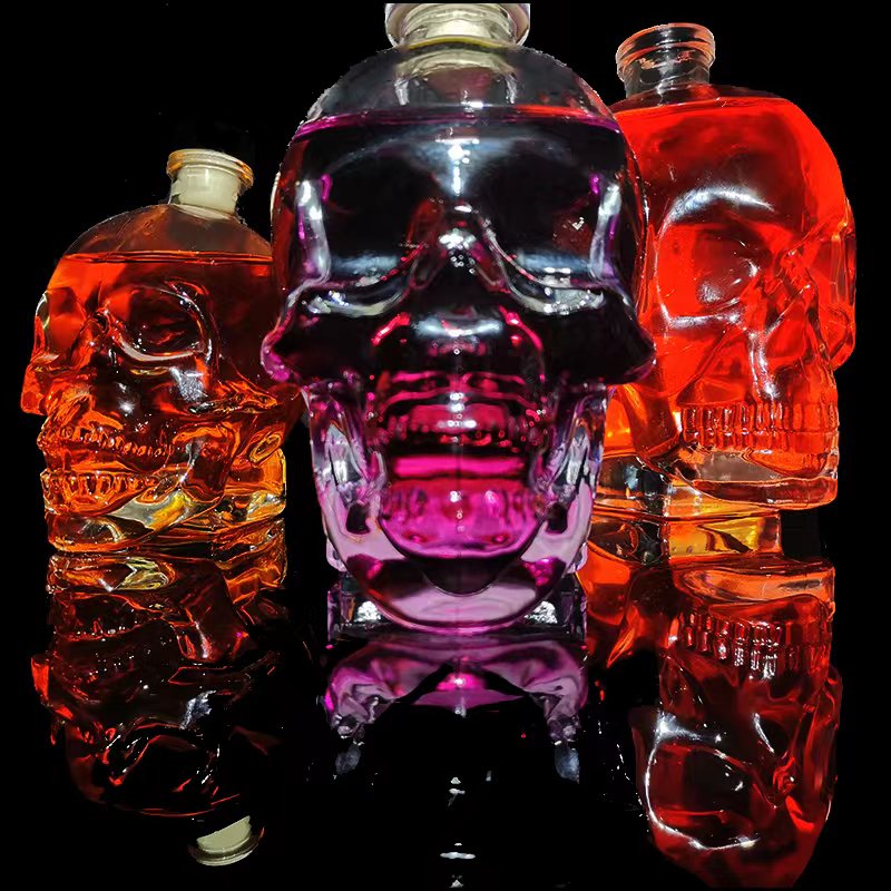 Customized Empty Skull Whiskey Vodka Gin Liquor Glass Bottles for Packaging Solutions