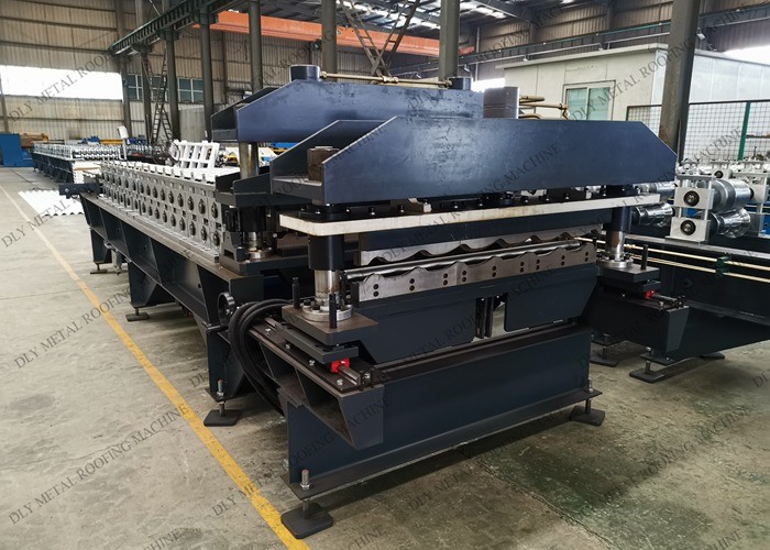 Hydraulic 75mm Corrugated Metal Roofing Machine 0.3mm Standing Seam Roof Former