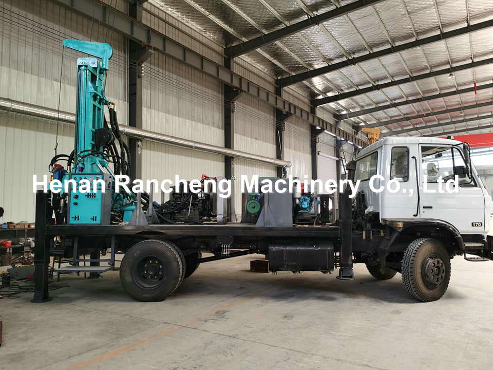 300m Depth Truck Mounted Water Well Drilling Rig 80km/h 266HP Load Vehicle Engine