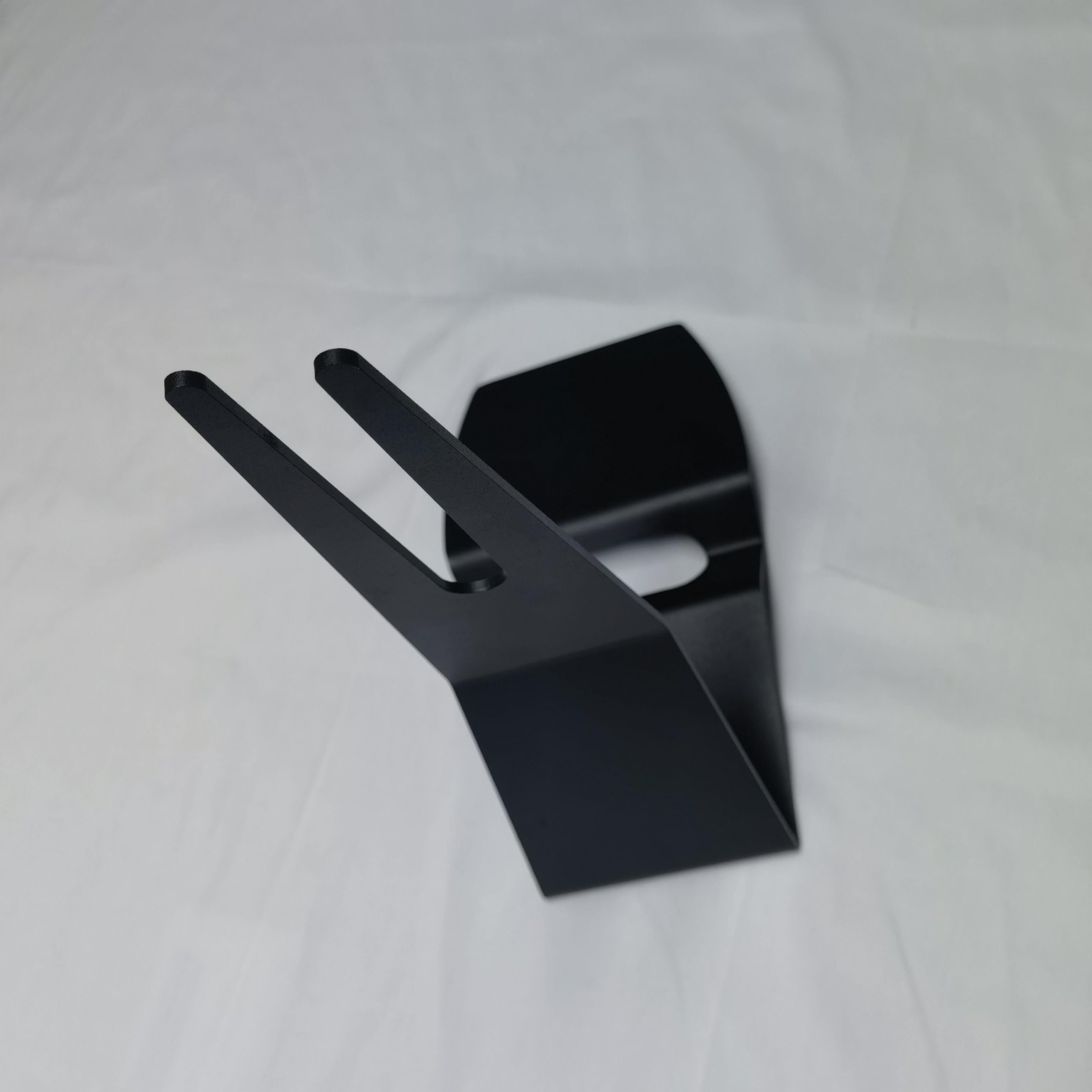 Standard 4mm Thickness Black Bicycle Floor Type Hub Mount Parking Rack Stand for Garage