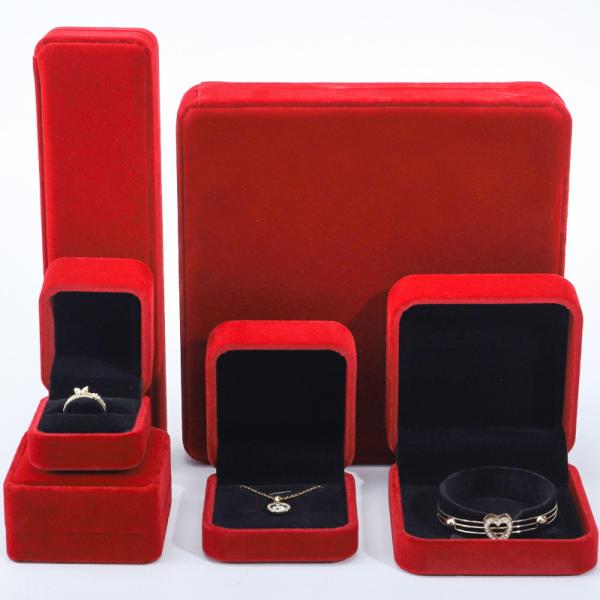 Wholesale Manufacturing Luxury velvet Jewellery Box Personalized Custom logo Red
