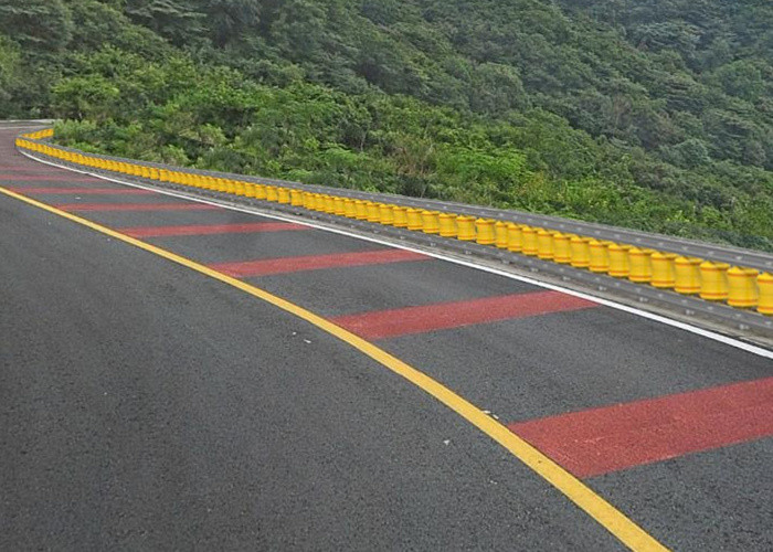 Safety Roller Barrier Highway Rotating Guardrail Rotating Safety Barrier