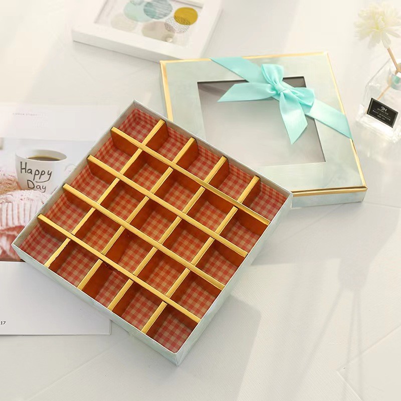 Custom Valentine's Day Chocolate Box With Window Eco Friendly Paperboard Food Packaging Box