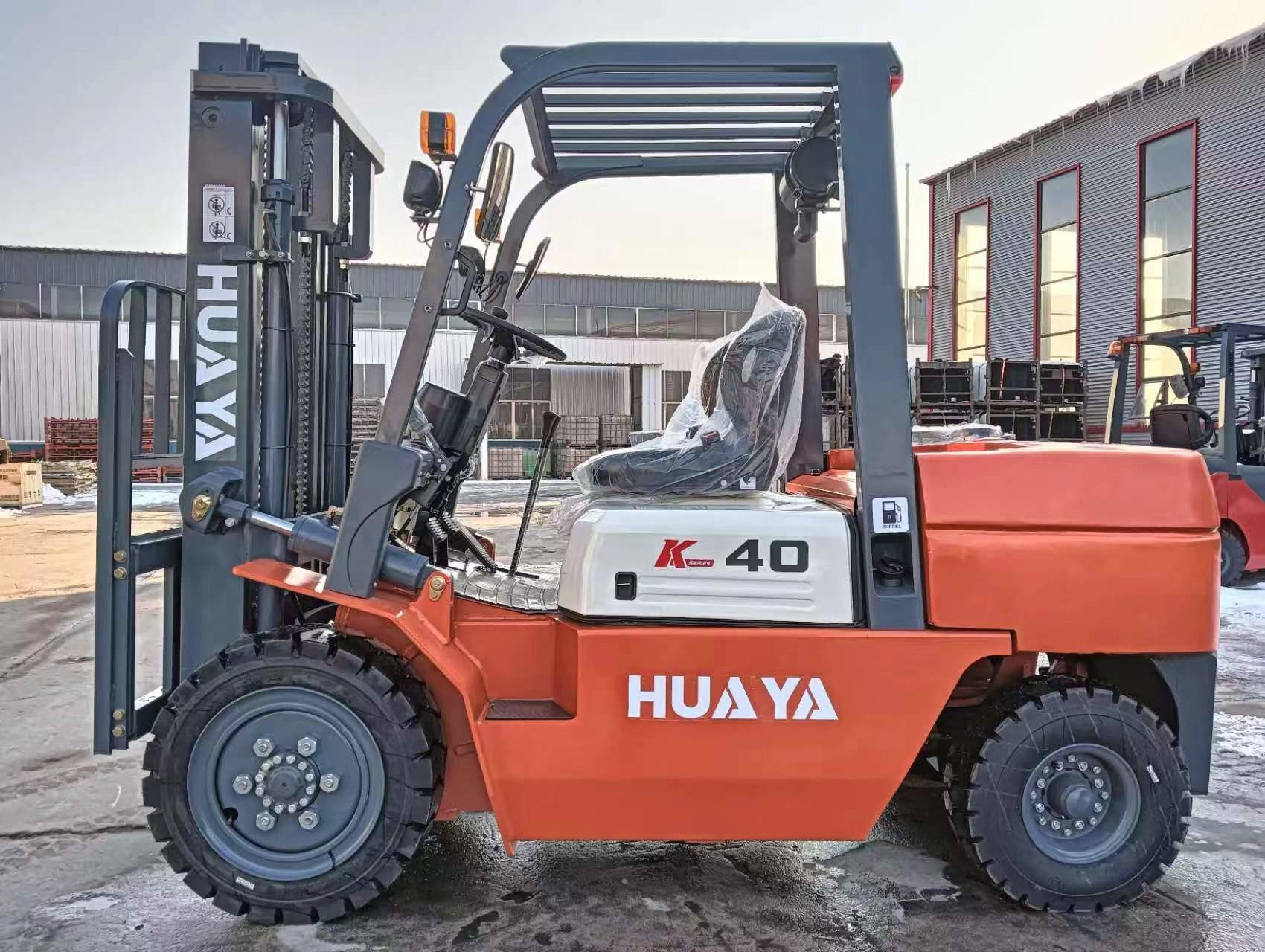 XINCHAI 495(4C4) Engine 4T Diesel Forklift CPC40 42kw 3000-7000mm Lifting Height